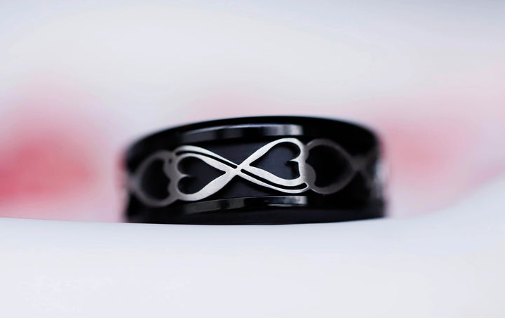 ♾️ Anneau (addon deux tiers) en acier découpé, Amour éternel, de la collection St Valentin 2025 ♾️