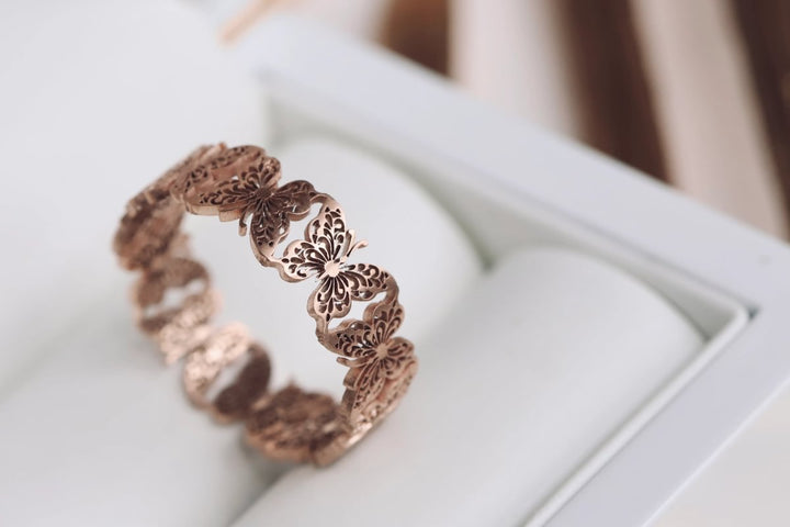 Innenring (Addon) „Edelstahlflügel“ aus geschnittenem Edelstahl – Ring mit Schmetterling