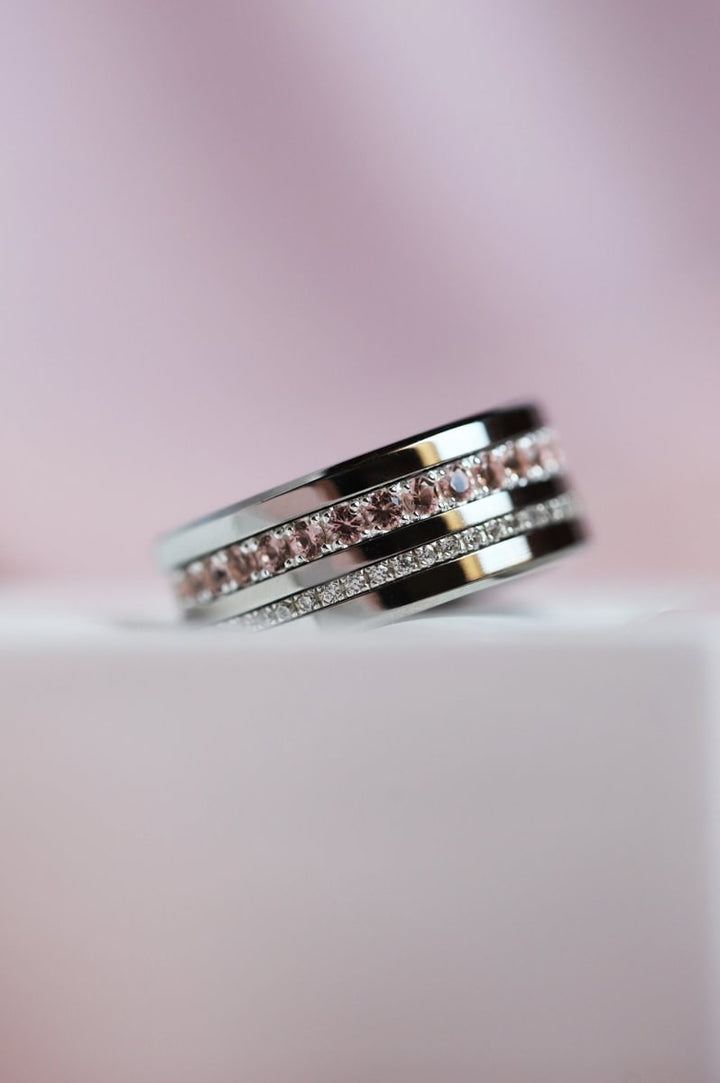 💍 Inner ring (medium addon) "Aura Karbricot" in 925 silver set with apricot coloured zircons