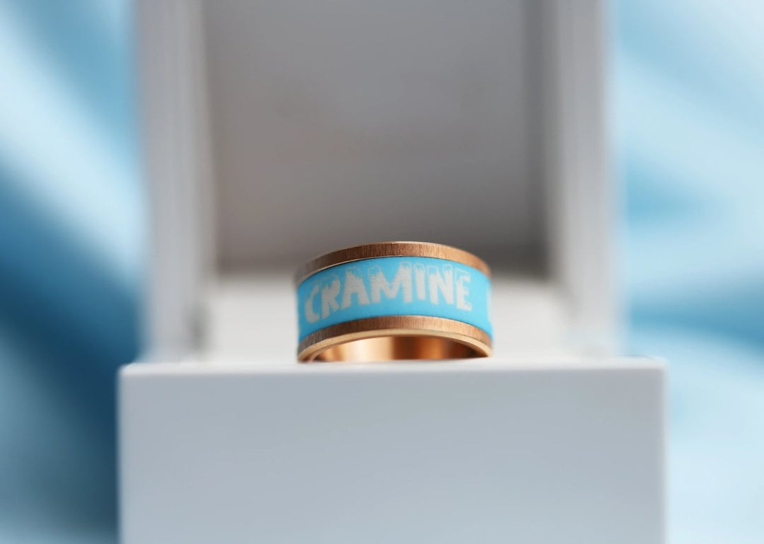 Innenring aus hellblauem Polymer "Il fait monstre cramine" für mood Ring