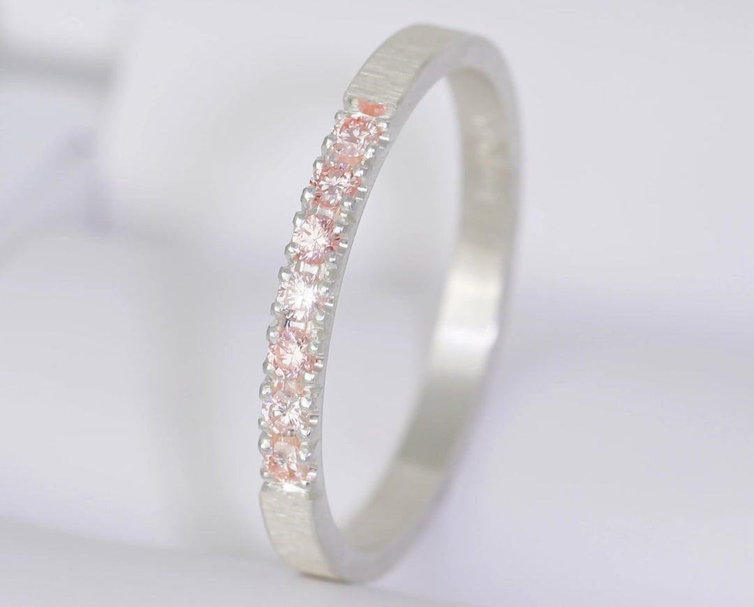 🎀 Précommande octobre rose 🎀 Addon medium en argent froissé serti de 7 diamants rose "PUR"