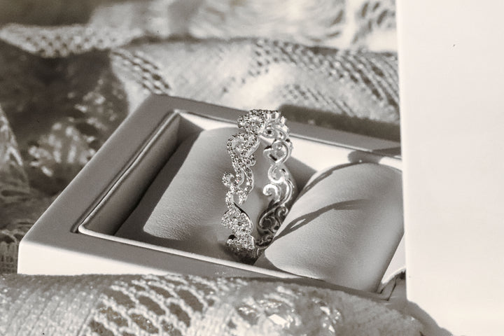 Inner ring (2/3 addon) "Royal Arabesque" in silver fully set with zircons for interchangeable mood ring