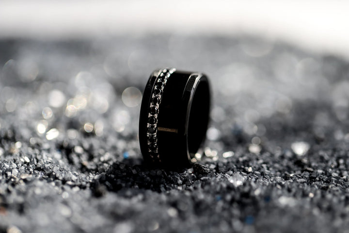 Inner ring (Medium addon) "Aura obscura" 925 silver set with black zircons