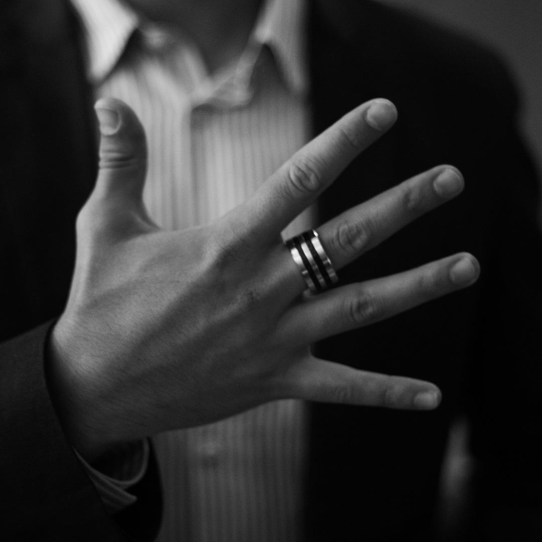 offrir une bague mood interchangeable en carbone et acier pour homme