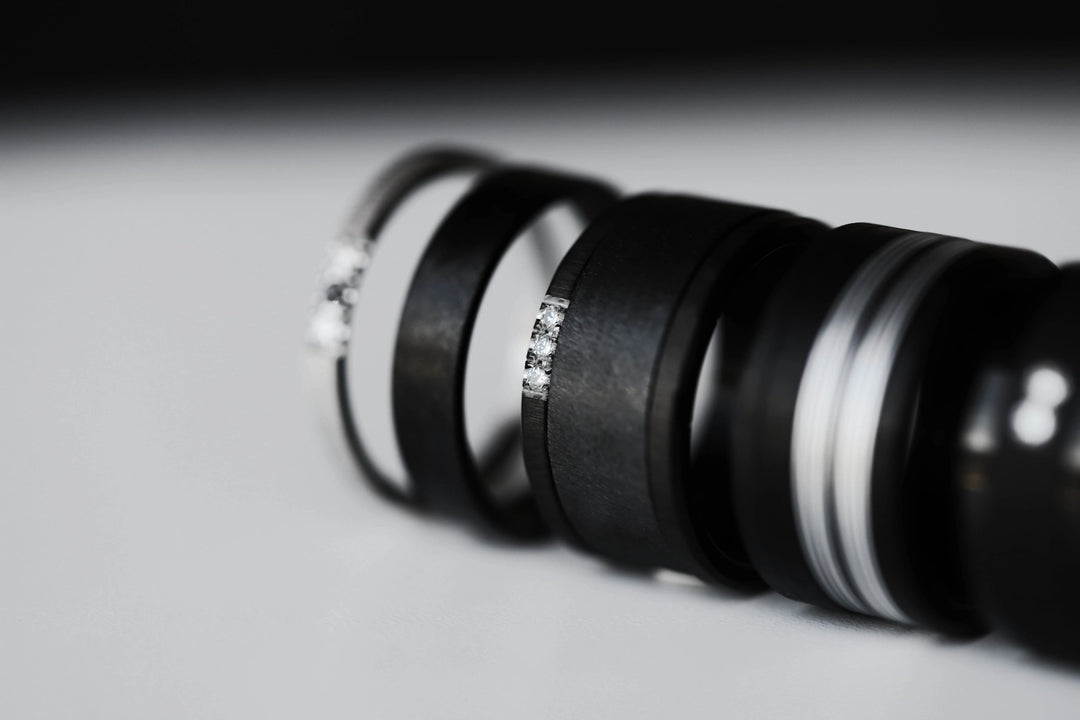 November Set 2024: Kristallines Schwarz