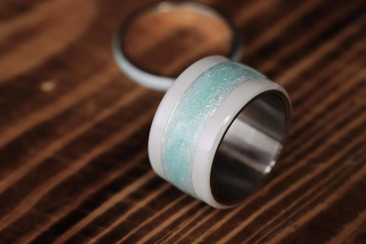 Aqua Glow 🐳 Addon en argent 925 avec un revêtement en émail turquoise - paillettes