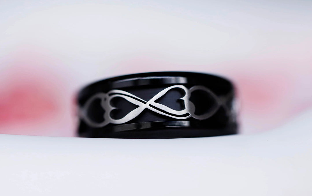 ♾️ Eternal Love inner ring (2/3 addon) in cut steel, from the Valentine's Day 2025 collection ♾️
