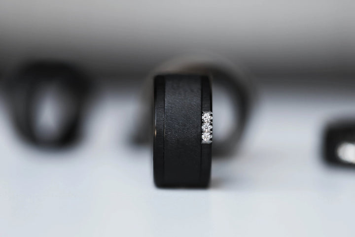 November Set 2024: Kristallines Schwarz