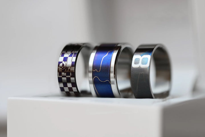 🏆 Ring Set Ausdauer Edition, bestehend aus 3 Innenringen (Addons) aus Titan und einer Fassung aus Edelstahl aus der Sébastien Buemi Kollektion für den auswechselbaren mood Ring