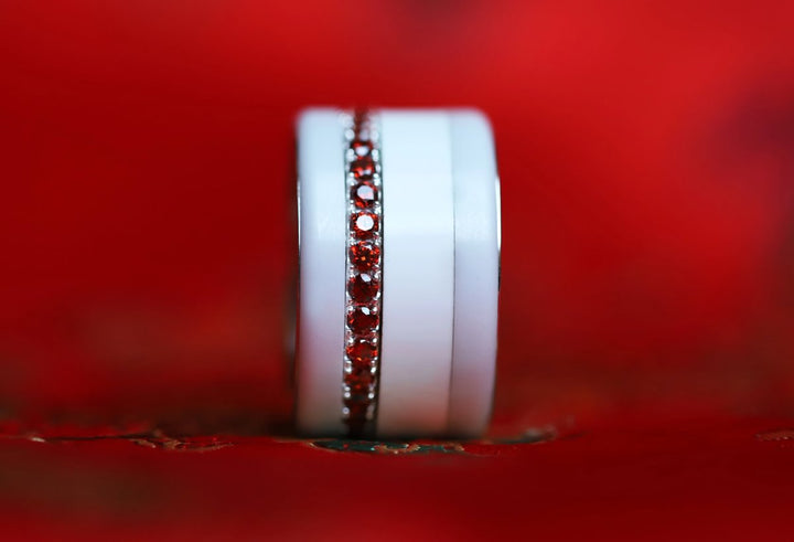 💍 Inner ring (medium addon) "Aura Poppy" in 925 silver set with red zircons