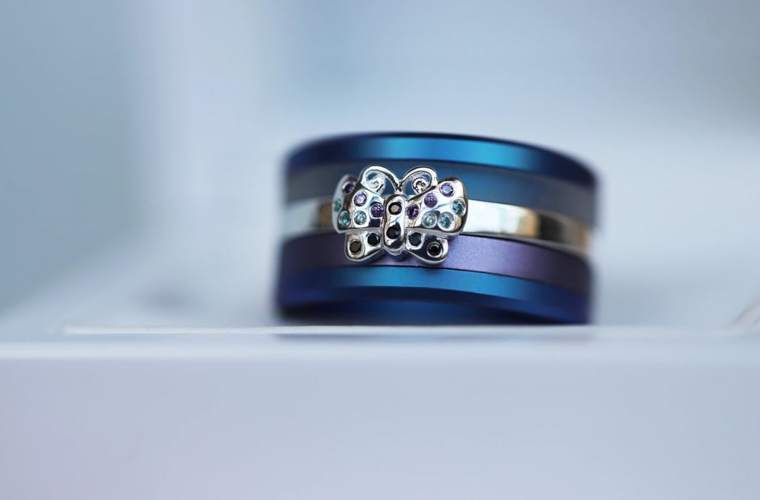 Autumn butterfly 🦋  Medium addon 3D center in 925 glitter silver with zircons for interchangeable mood ring