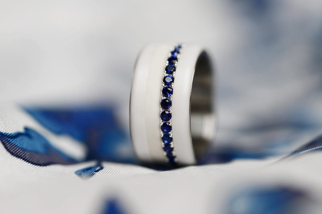 💍 Anneau (addon medium) "Aura Royal" en argent 925 serti de zircons bleus intense