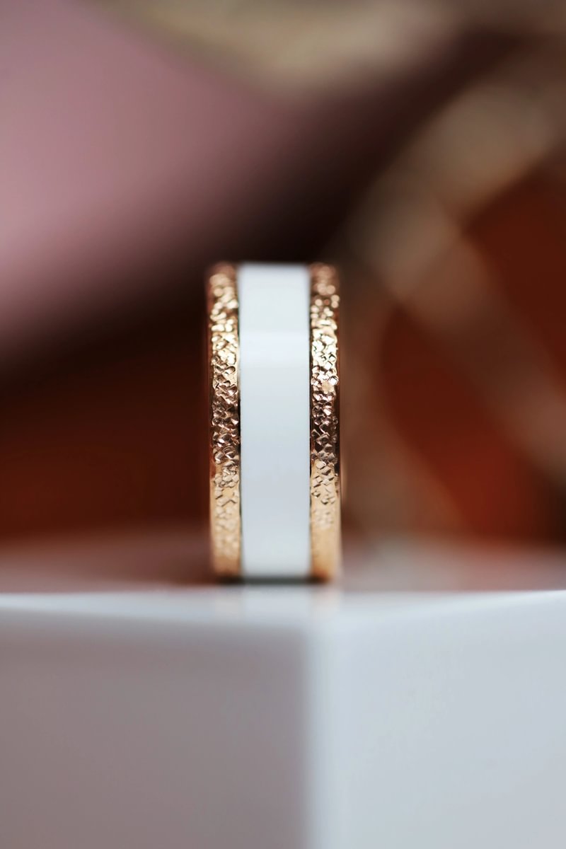 Base extra small "Rock" en acier rose gold inoxydable pour bague mood interchangeable, Edition collector numérotée de 1 à 100