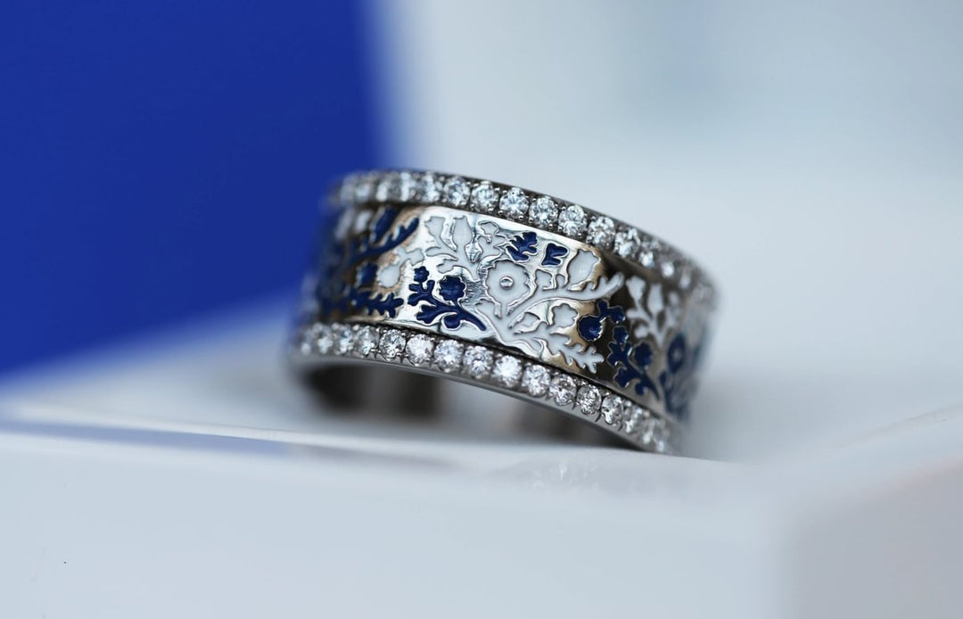 Inner ring (addon) in 925 silver "Hongria" polished finish with white and blue enamel coating for interchangeable mood ring