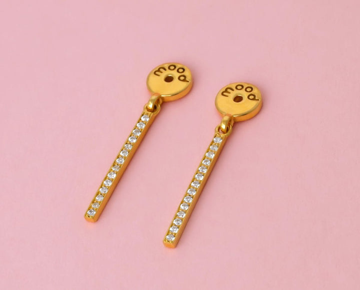 "Drop Authentische Aura - Gold" mood aus 925er goldfarbenem Silber mit Zirkonia Steine besetzt (Ohrschmuck)