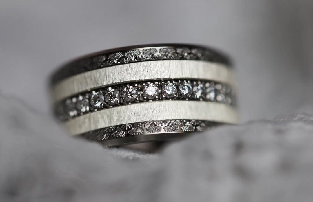 Base "Lady" in steel for interchangeable mood ring– Exclusive edition 2025