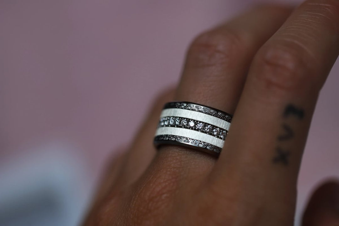 Base "Lady" in steel for interchangeable mood ring– Exclusive edition 2025