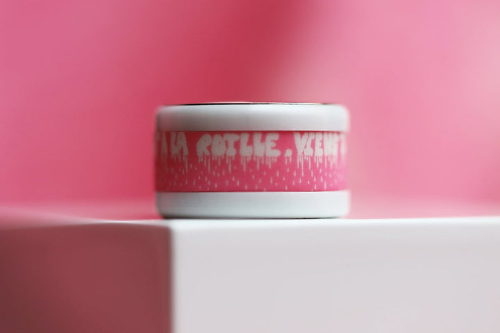 Innenring aus rosa Polymer " Il pleut à la roille, viens te mettre à la chotte !" für mood Ring