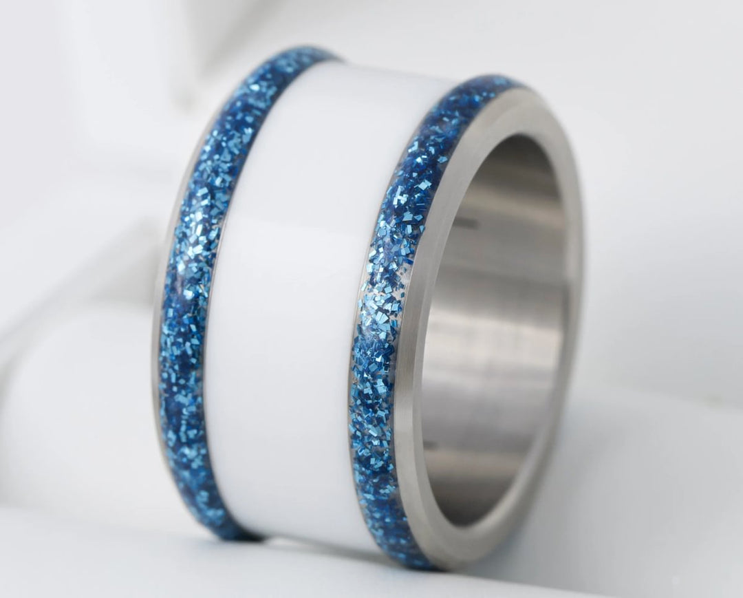 Large "Blauer Mond" Fassung mit blauen pailletten Rändern aus Emaille (13mm)  🌙