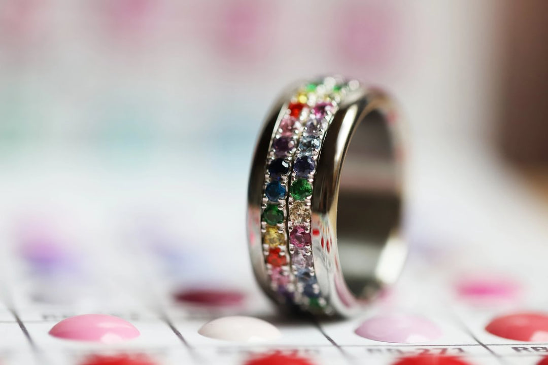 💍 Inner ring (medium addon) "Aura Rainbow" in 925 silver set with zircons