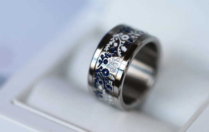 Inner ring (addon) in 925 silver "Hongria" polished finish with white and blue enamel coating for interchangeable mood ring