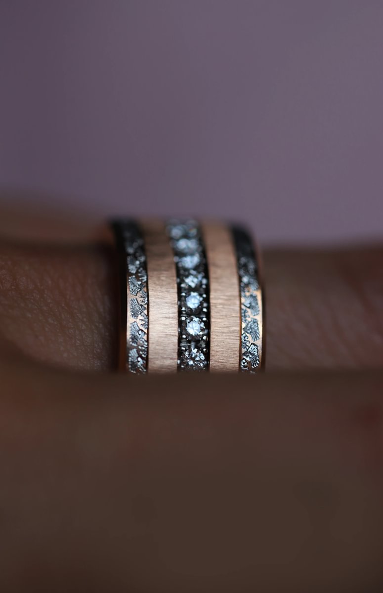 Base "Lady Rose" in steel for interchangeable mood ring– Exclusive edition 2025