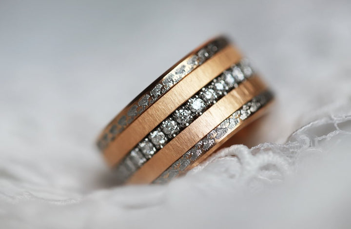 Base "Lady Rose" in steel for interchangeable mood ring– Exclusive edition 2025