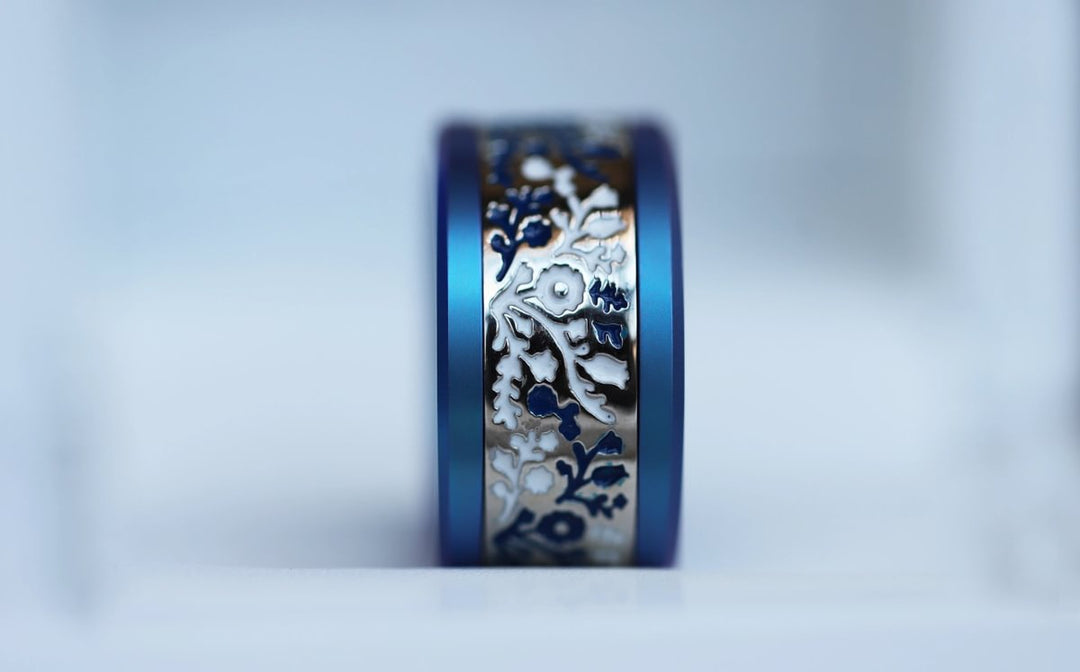 Inner ring (addon) in 925 silver "Hongria" polished finish with white and blue enamel coating for interchangeable mood ring