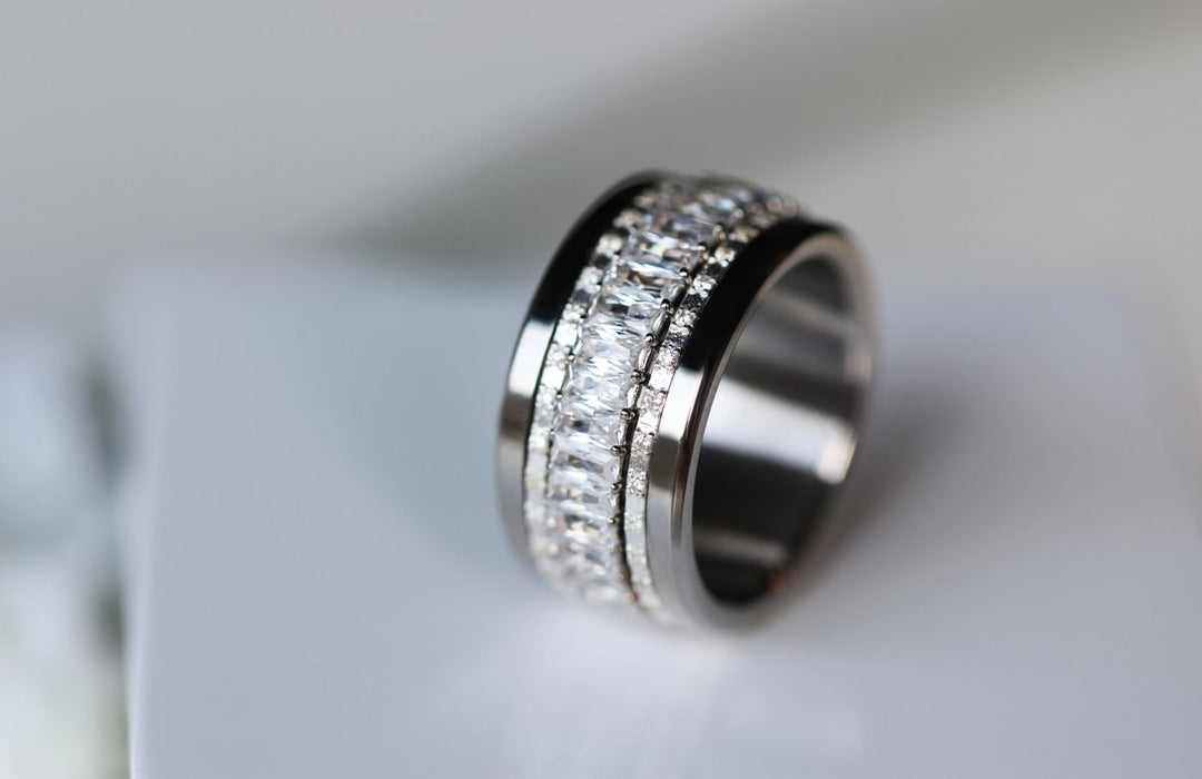 💍 Anneau (addon deux tiers) "Auraline" en argent 925 serti de zircons