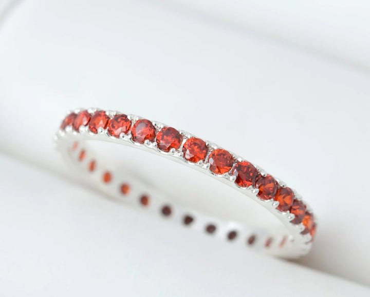💍 Inner ring (medium addon) "Aura Poppy" in 925 silver set with red zircons