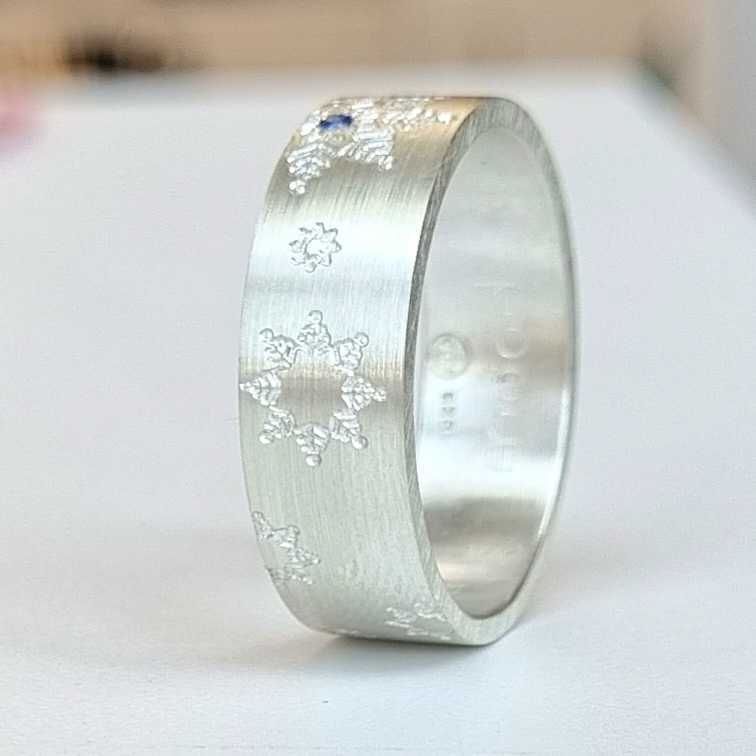 Addon argent Snowflakes serti de 1 saphir - Taille 60 - Seconde main