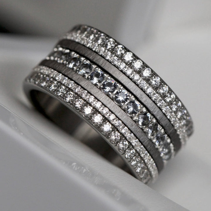 Mini addon in wrinkled steel for interchangeable mood ring