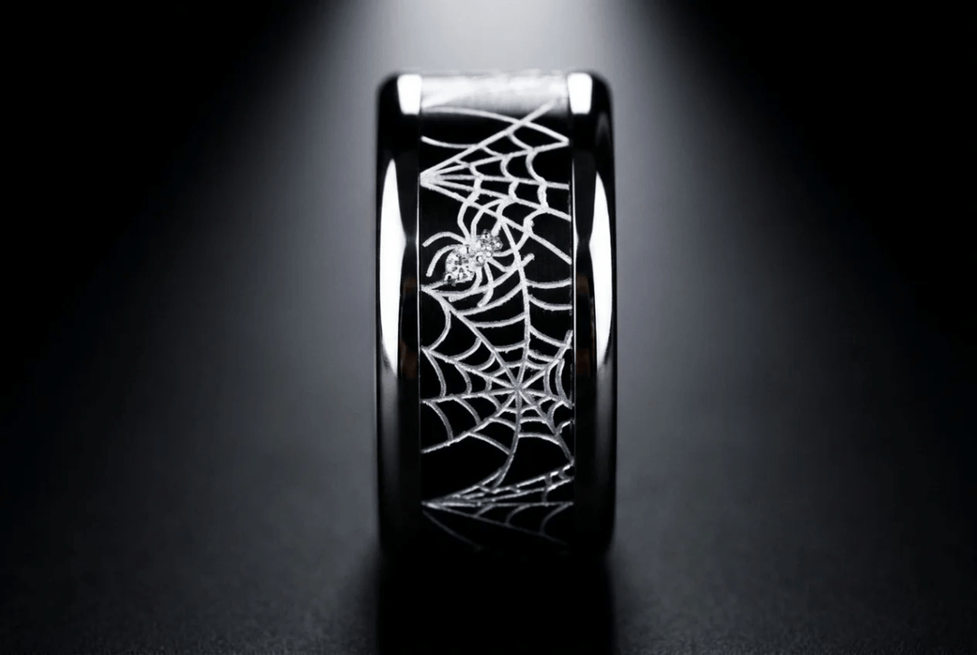 🕷️ Anneau (addon) « Aranea » en aluminium noir serti de diamants