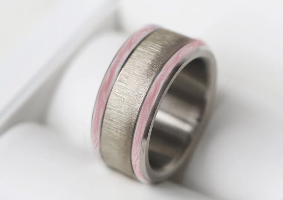 Édition OCTOBRE ROSE 🌸 Base - Rosa 🌸 émail rose clair - nacré