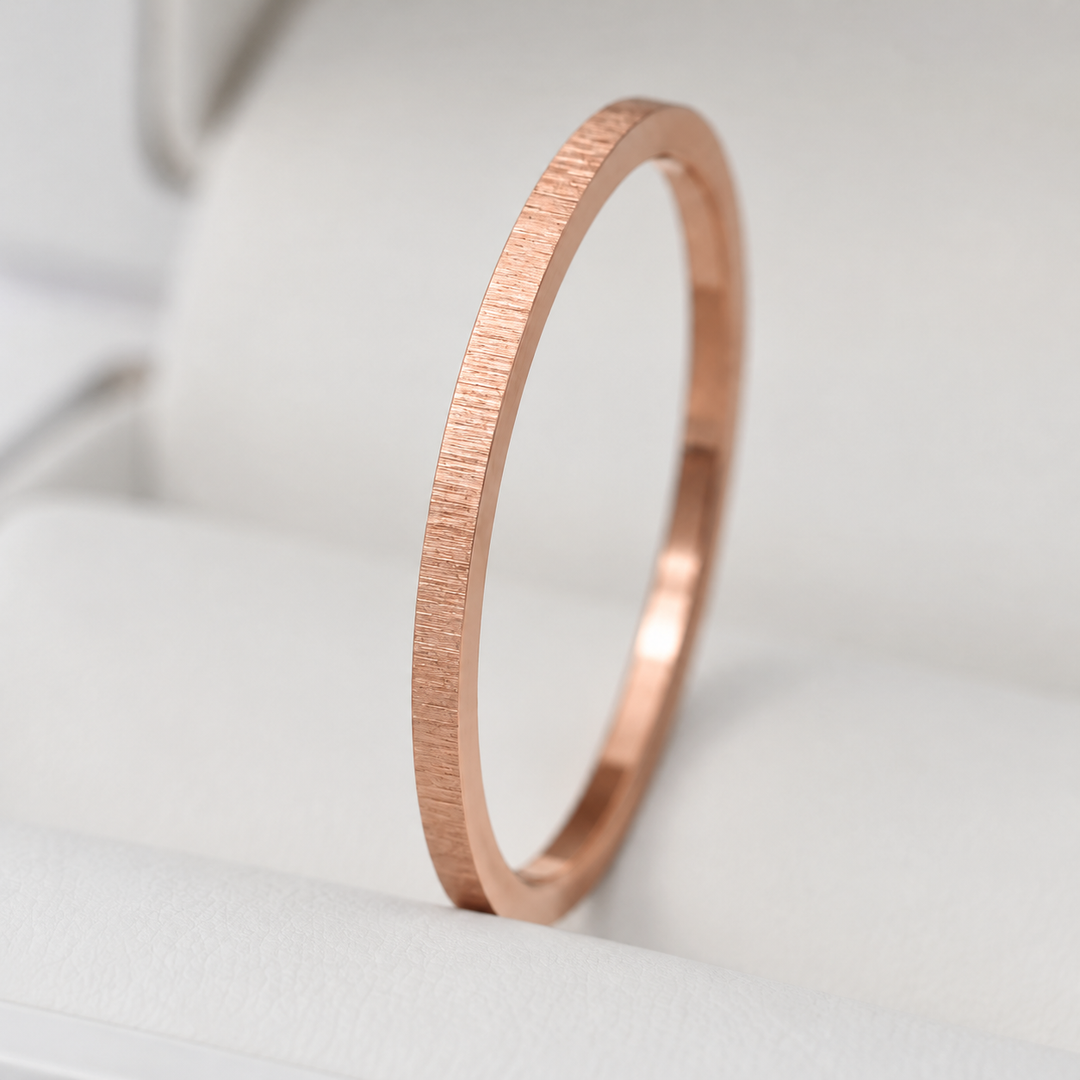 Mini wrinkled rose gold steel