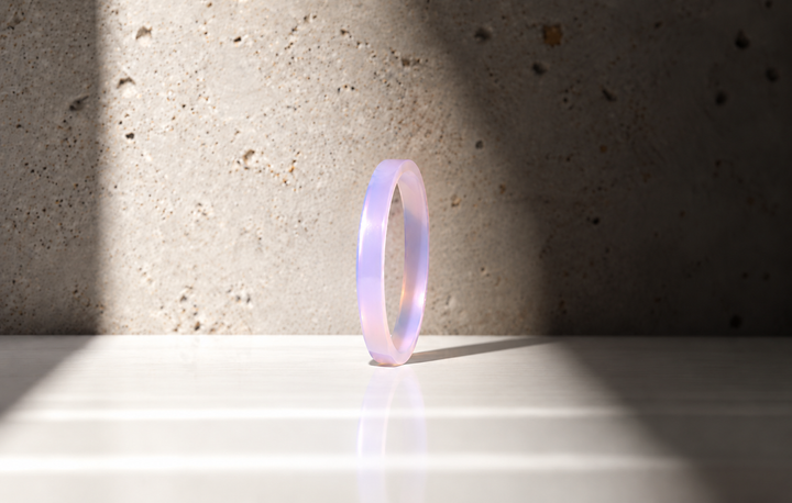 🌸 Nuage Rose — anneau (medium) taillé dans la pierre opalescente
