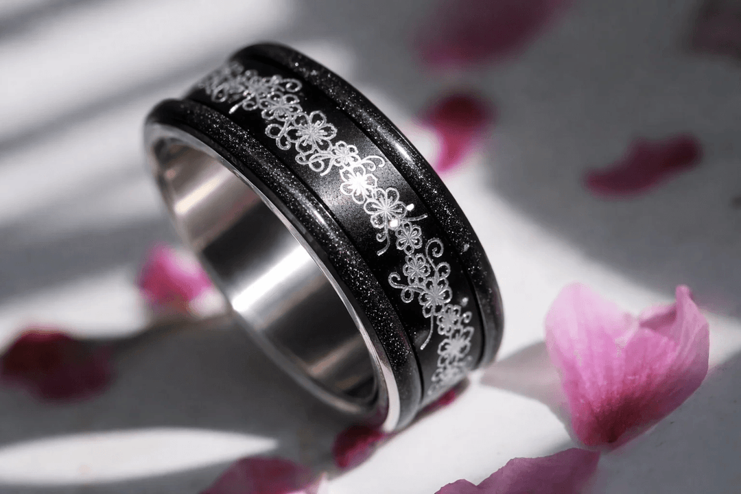 🖤 Extra Small „Nachtleuchten“ Fassung mit schwarzen Pailletten Rändern aus Emaille (9mm)