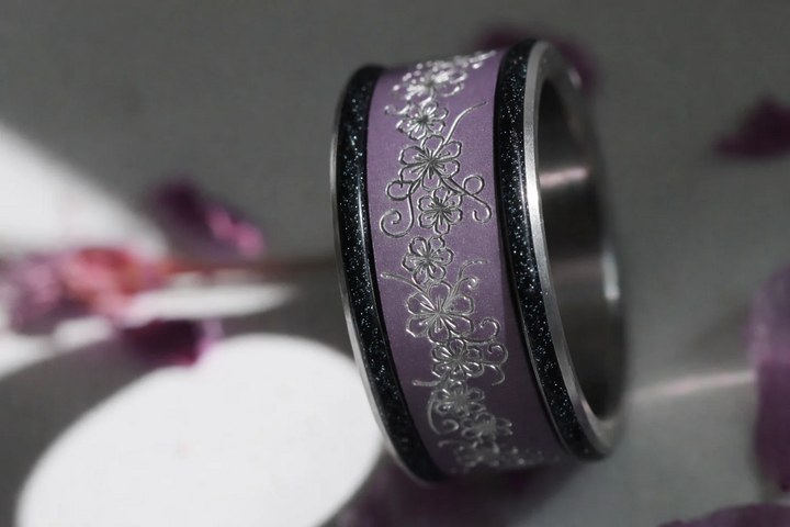 Voile Céleste 🖤  Base small (11mm) en acier avec un revêtement en émail noir - paillettes