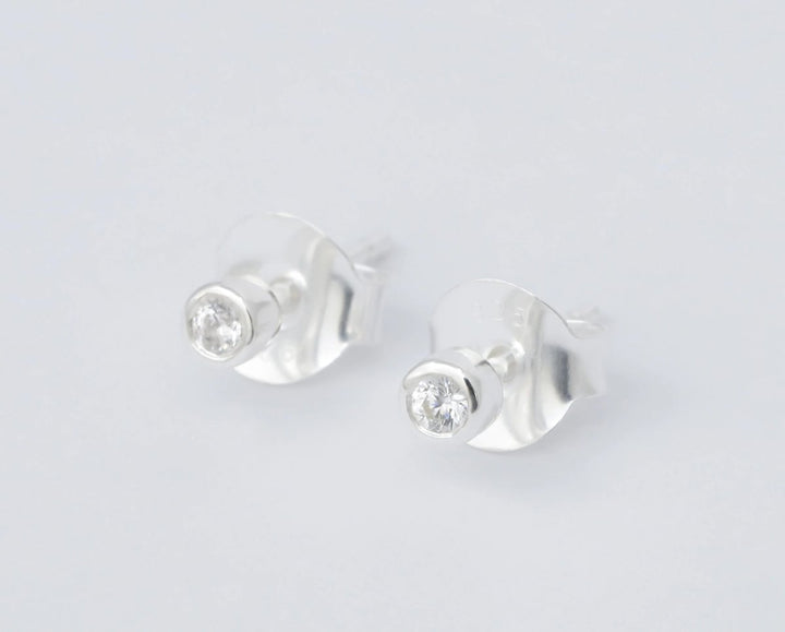 "Clip Aura" mood en argent 925 serti d'un zircon blanc (Bijou d’oreille)