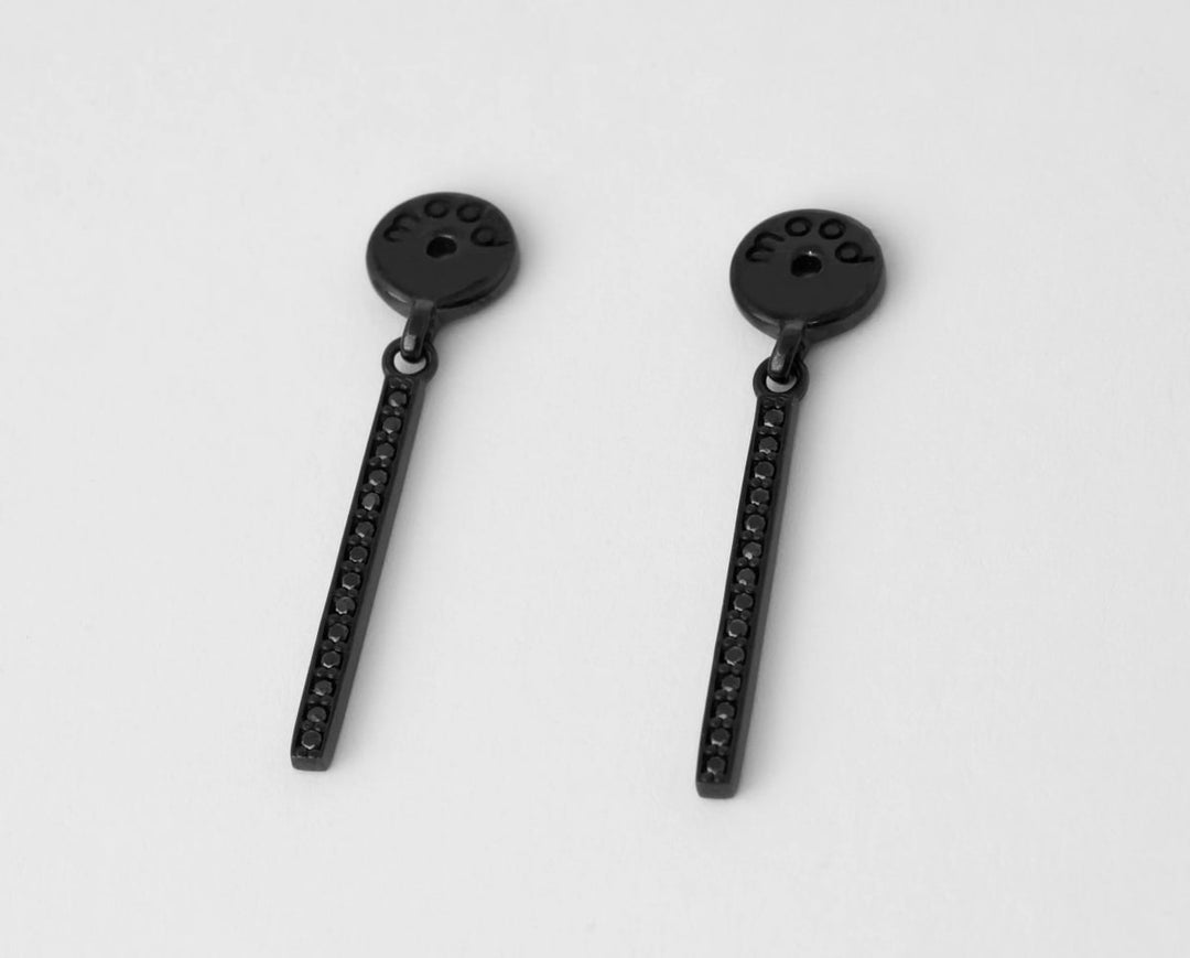 "Drop Aura obscura " mood en argent 925 serti de zircons noirs (Bijou d'oreille)