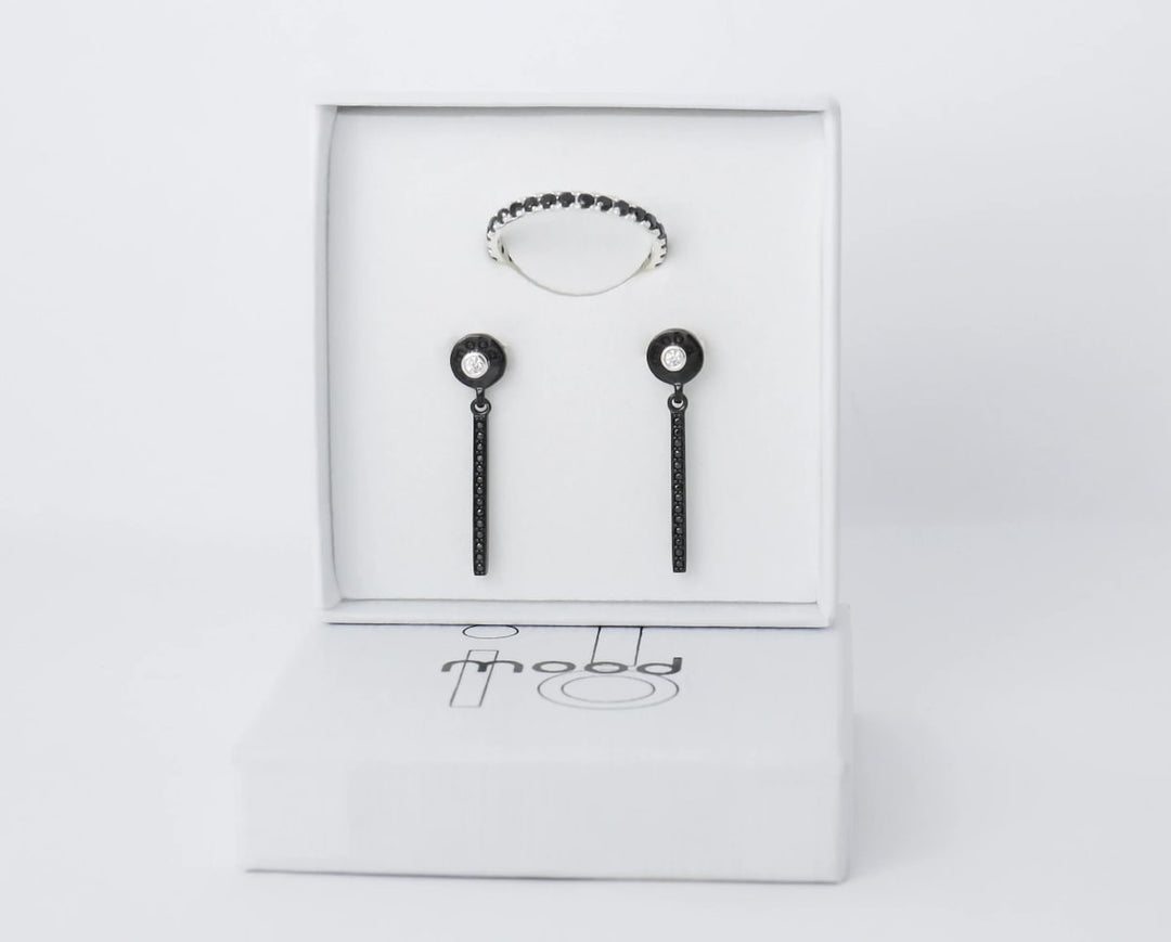"Drop Aura obscura " mood en argent 925 serti de zircons noirs (Bijou d'oreille)