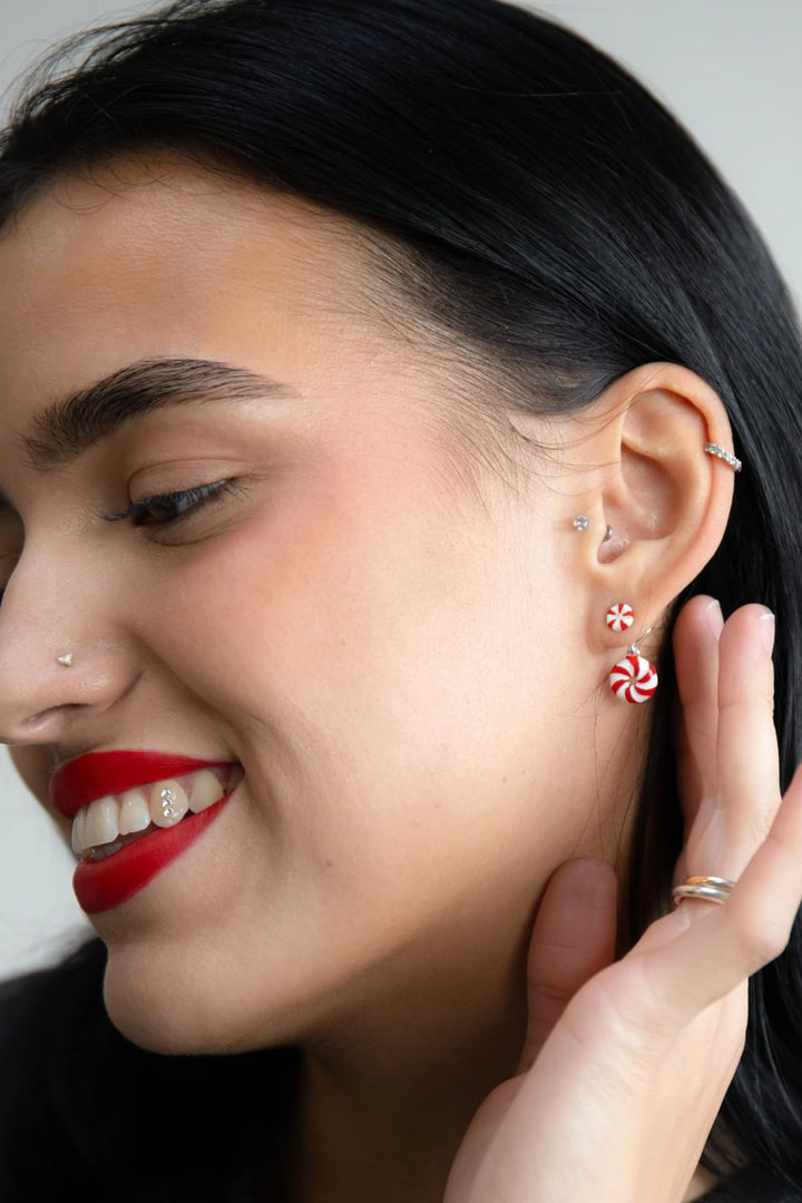 "Clip & Drop Candy" mood en argent 925 serti de zircons rouges et blancs (Bijou d'oreille)