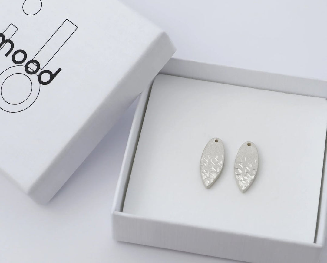 Drop "Shiny Opal" mood in 925er Silber (auswechselbarer Ohrschmuck)