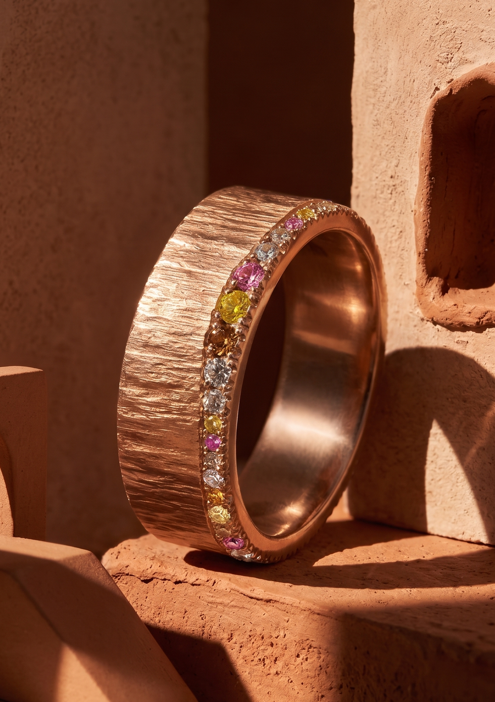 « Souffle d’Or » — Hélios, or rose texturé