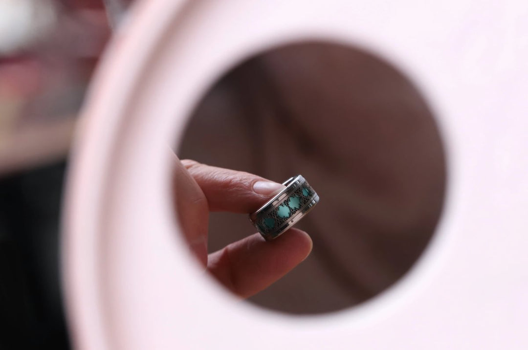 Anneau (addon) en acier découpé, Stéphanie