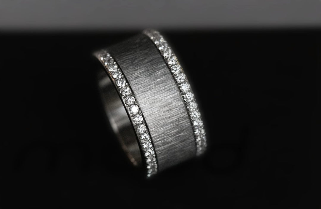 Inner ring (addon) in anthracite wrinkled steel for interchangeable mood ring