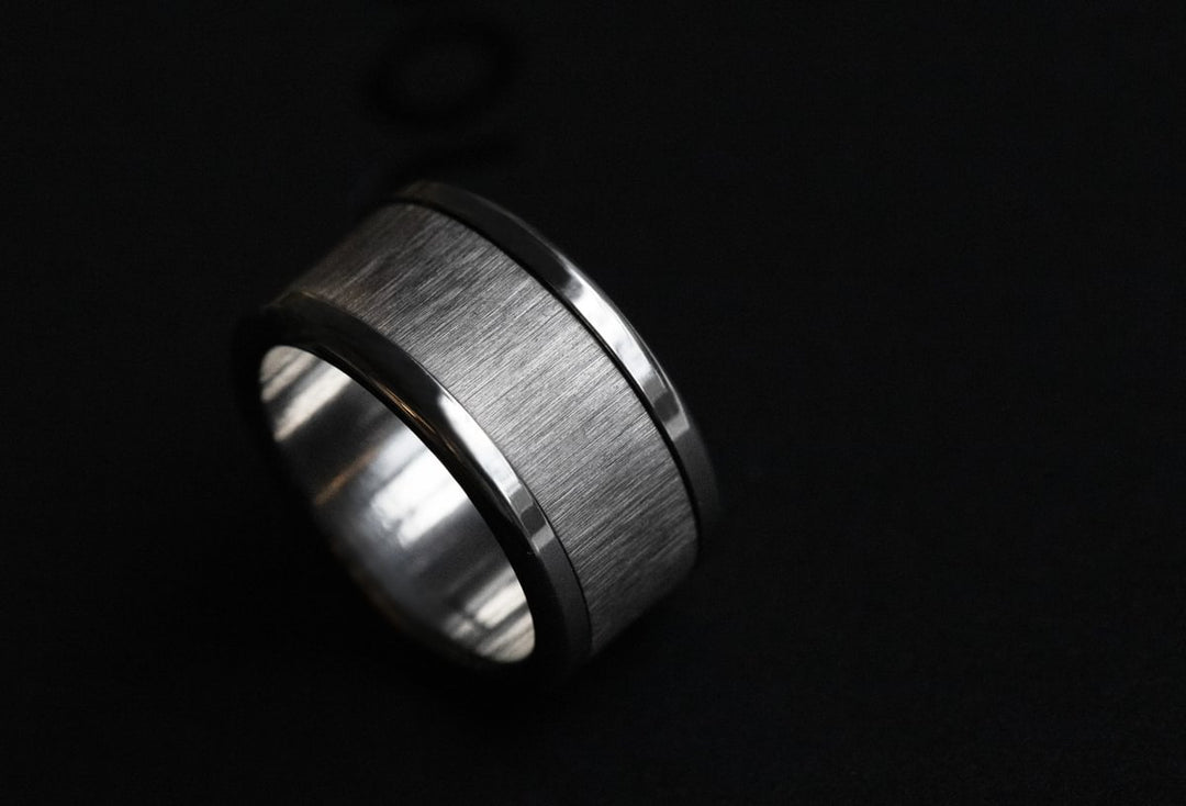 Inner ring (addon) in anthracite wrinkled steel for interchangeable mood ring