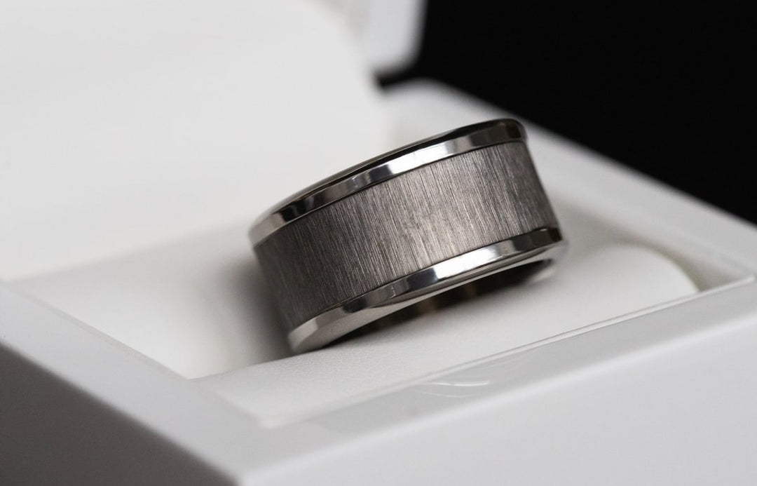 Inner ring (addon) in anthracite wrinkled steel for interchangeable mood ring