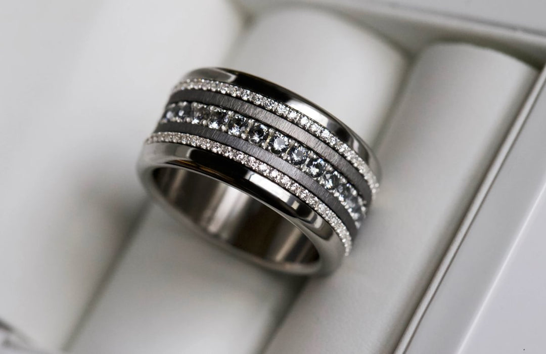 Innenringe (2 Mini Addons) aus anthrazitfarbenem geknittertem Edelstahl für den auswechselbaren moor Ringe