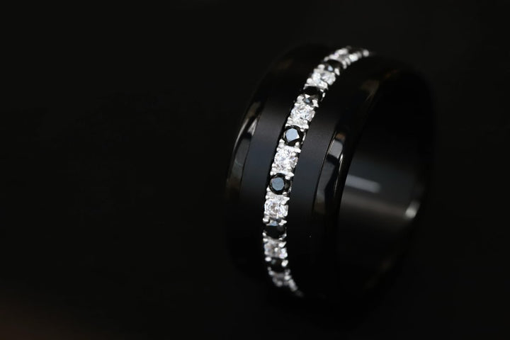 💍 Inner ring (medium addon) "Aura Black & White Signature" in 925 silver set with black and white zircons